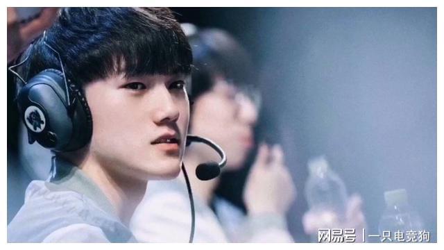 球盟会官方网站-包含从JackeyLove在雄鹿比赛中势不可挡到Scout连续二十场比赛得分超过问鼎冠军，Uzi与60激战勇士分钟的词条